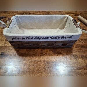 Woven Bread Basket with Cream Liner